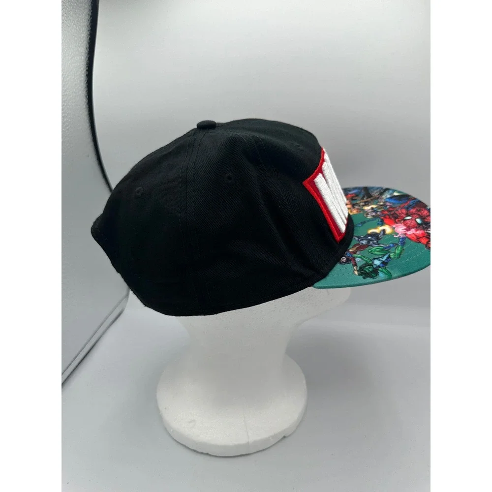 Marvel Snapback Hat Kids OSFM Black Red Avengers Character Flat Brim Excellent